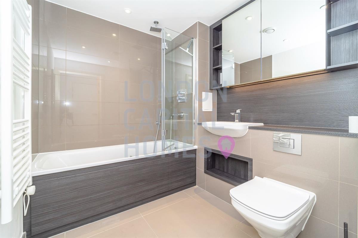 Gordian Apartments, 34 Cable Walk, London
